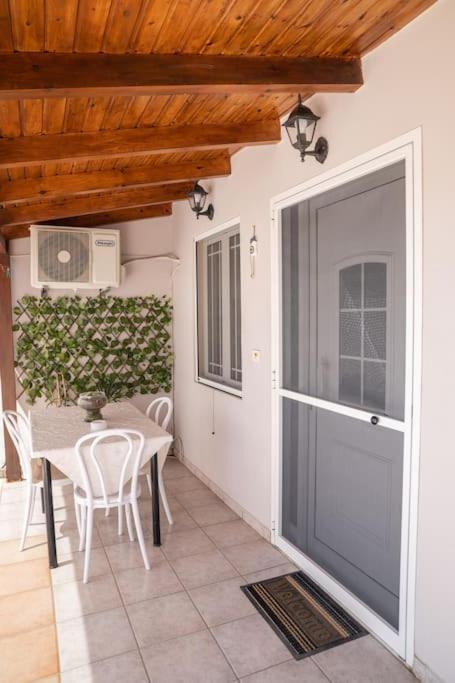 Sunrise Apartment Heraklion  Bagian luar foto