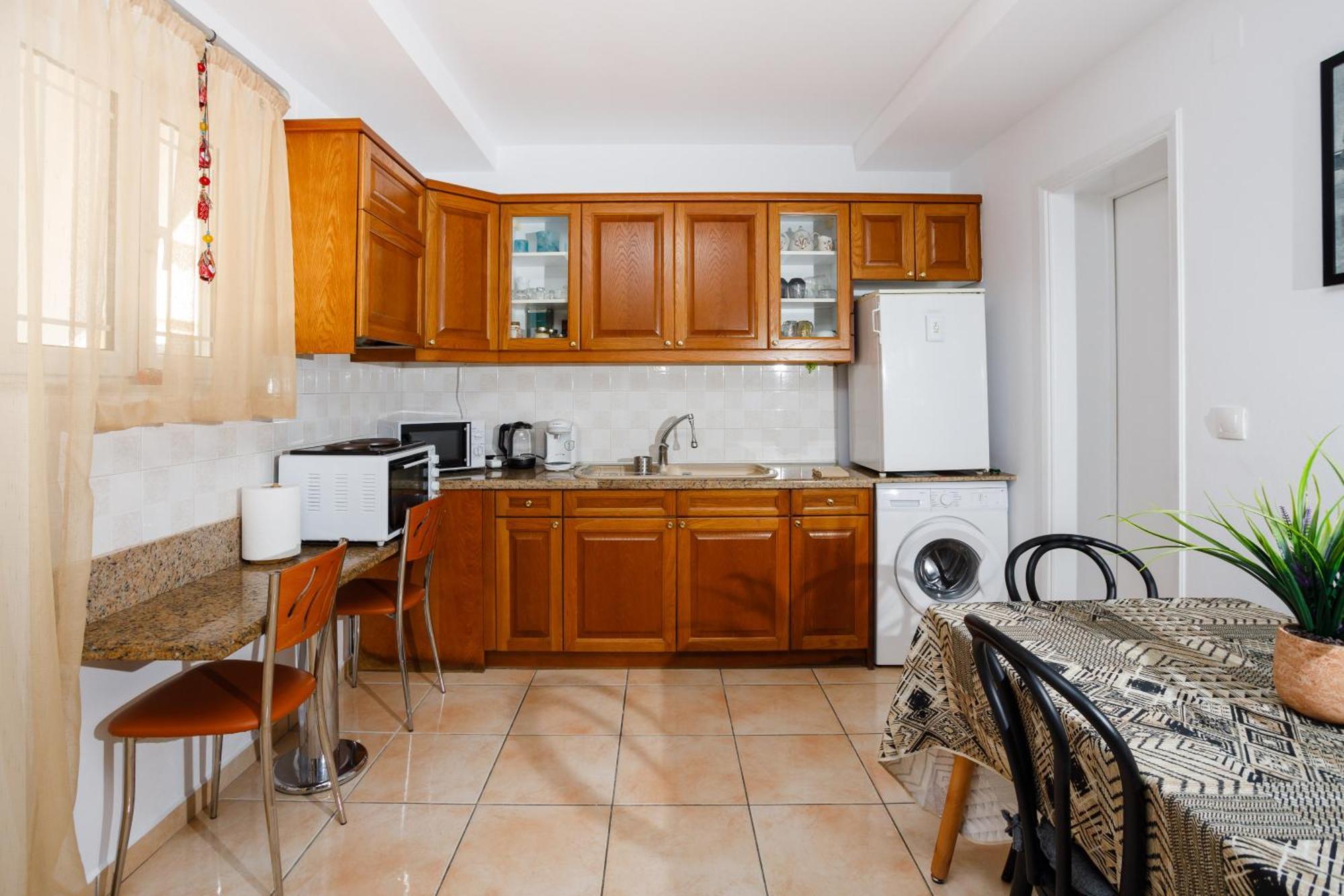 Sunrise Apartment Heraklion  Bagian luar foto