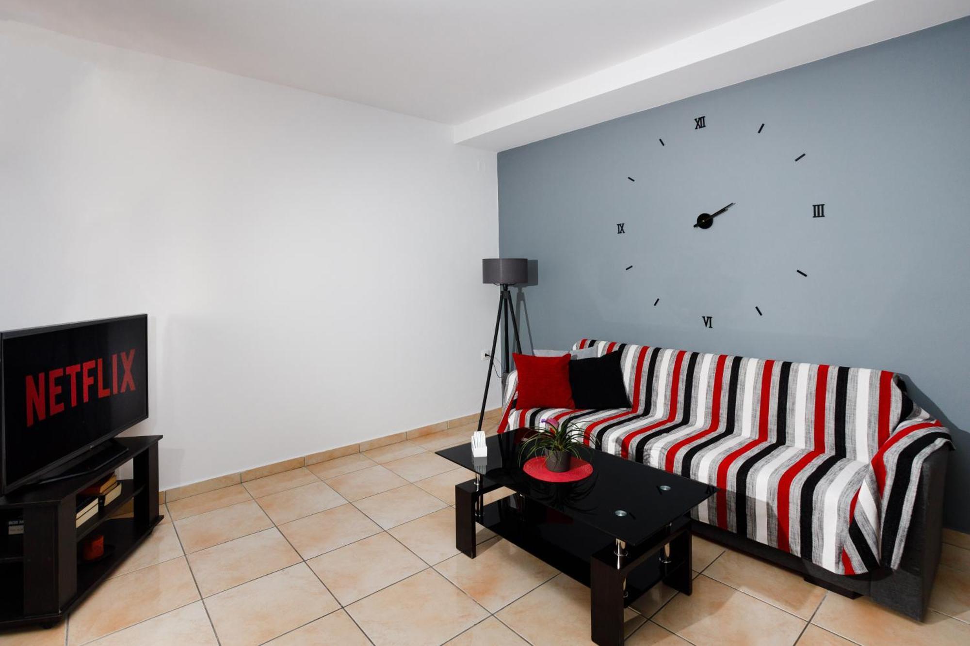 Sunrise Apartment Heraklion  Bagian luar foto