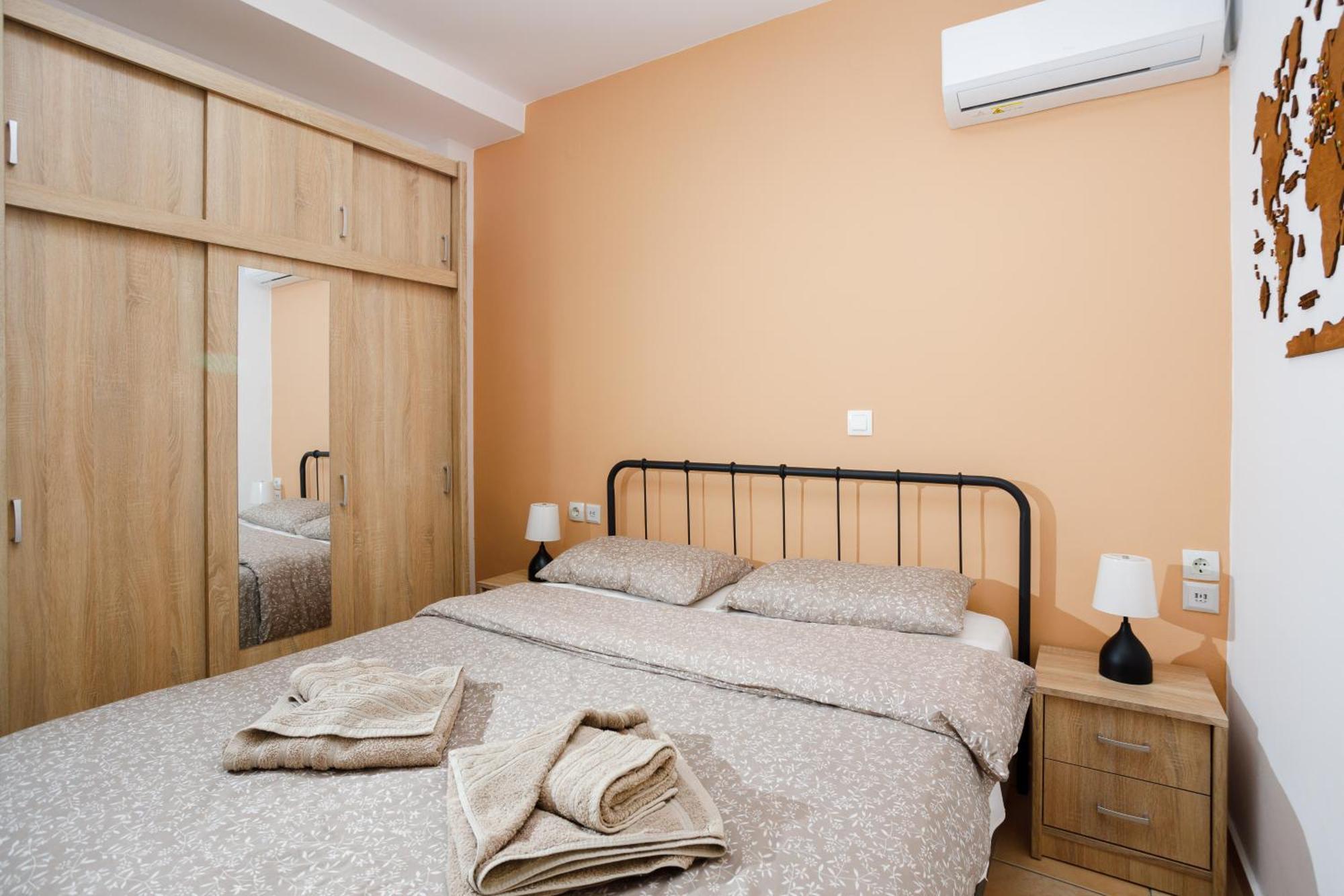 Sunrise Apartment Heraklion  Bagian luar foto