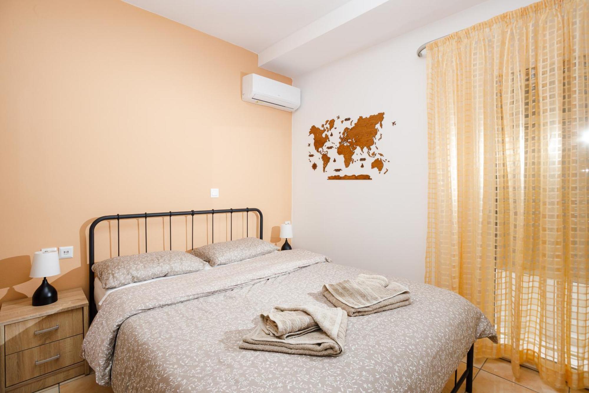 Sunrise Apartment Heraklion  Bagian luar foto